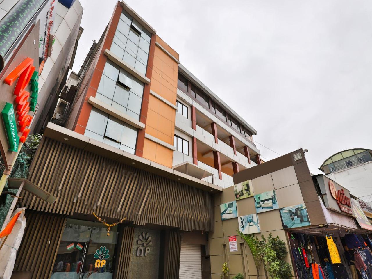 Oyo 17332 Hotel Nana'S Даман Экстерьер фото