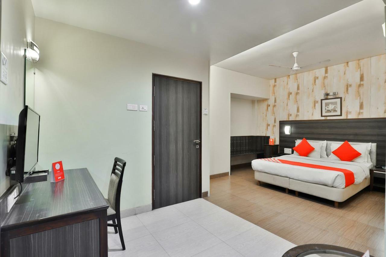 Oyo 17332 Hotel Nana'S Даман Экстерьер фото